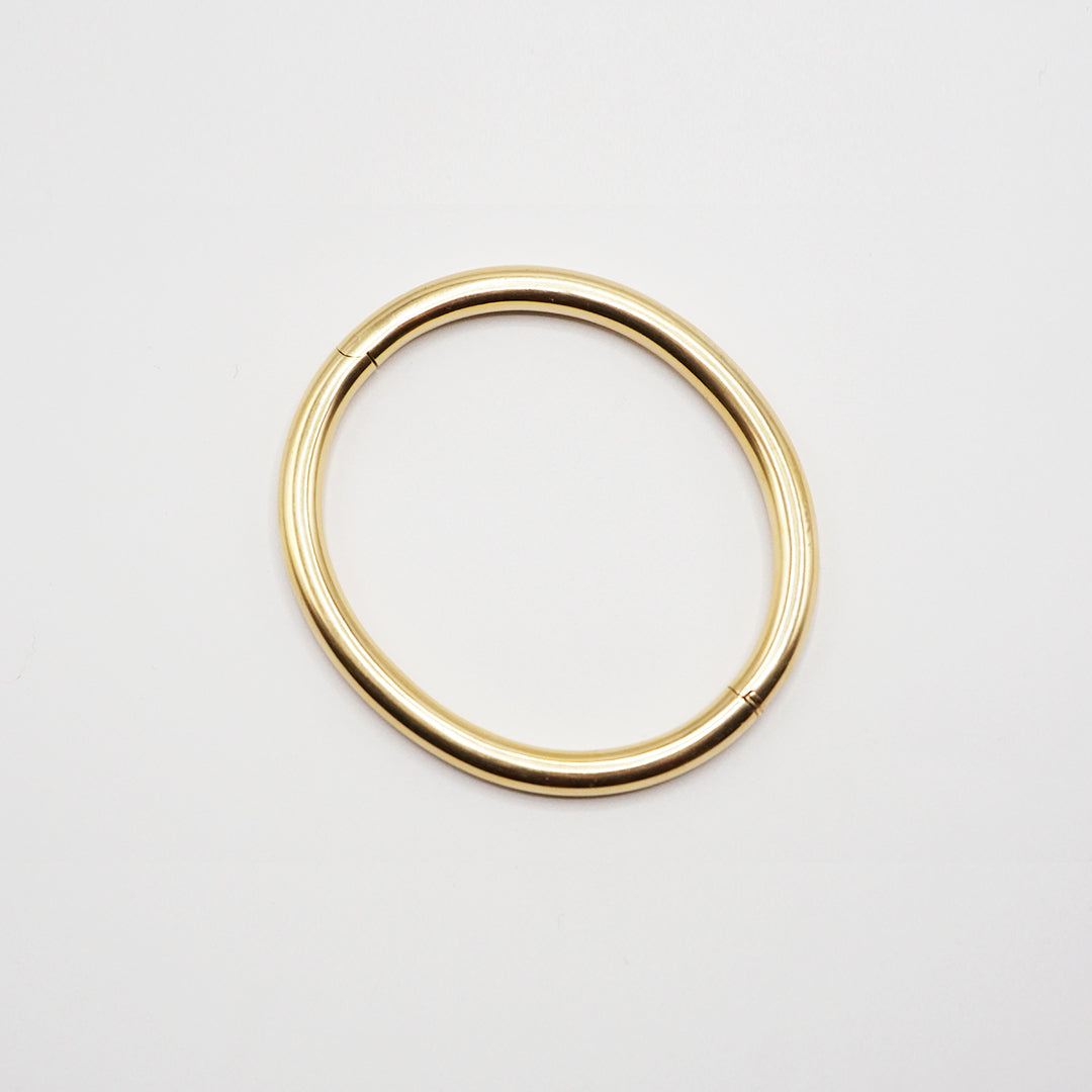 Gold bangle